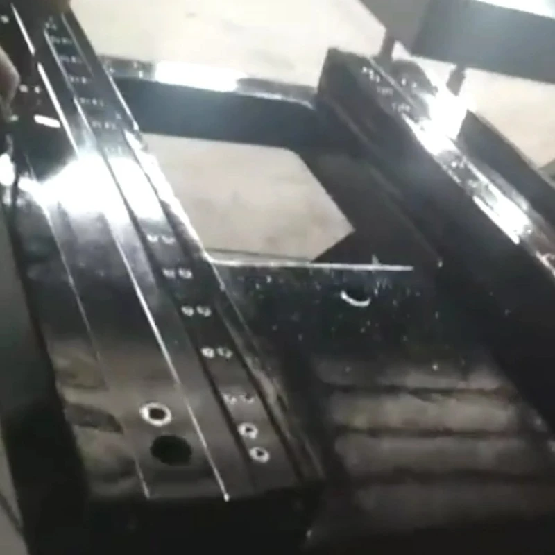 Los componentes de granito han sido procesados y están actualmente bajo inspección